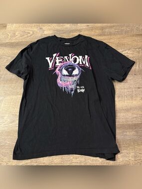 Marvel Venom Tee Men’s size Large